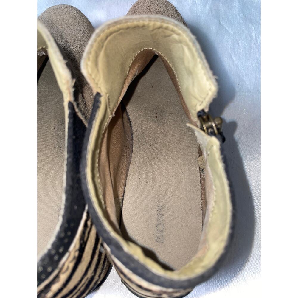Sorel Major‎ Ankle Boots - Women's Size 9.5 - Suede w/Zebra Pattern - Picture 9 of 11